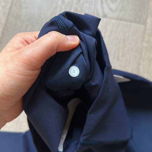wunder under luxtreme brushed 25" size 2 true navy lululemon nwt - Picture 6 of 16